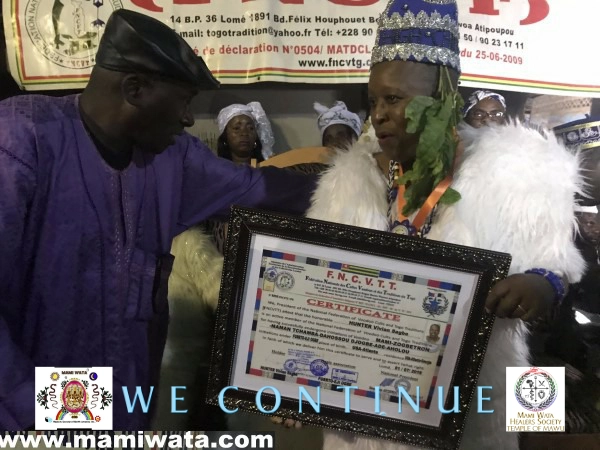 Ejiogbe Eya Abeni leaders and members.
